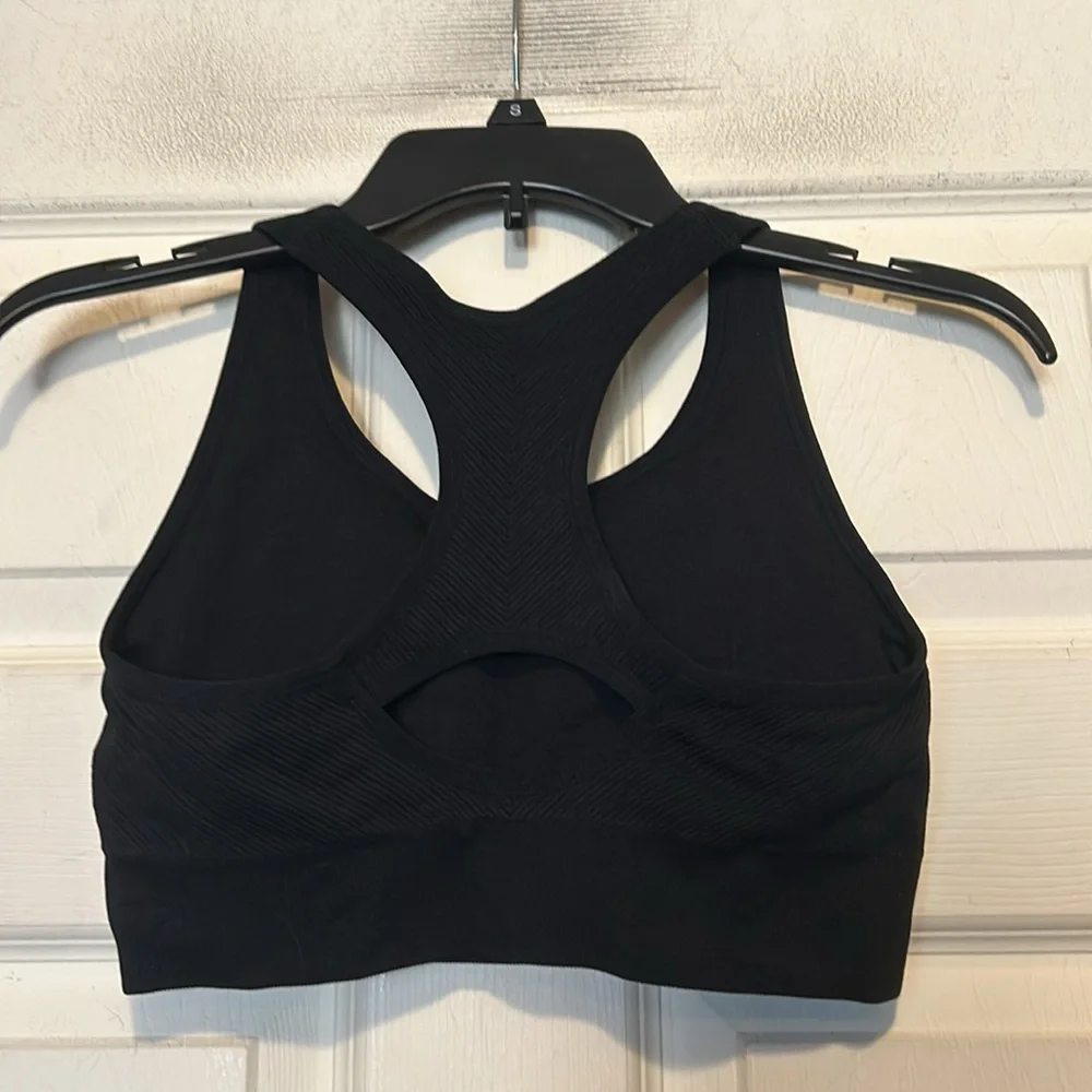 Members Mark Seamless Racerback Sports Bra Size Medium Black Activewear